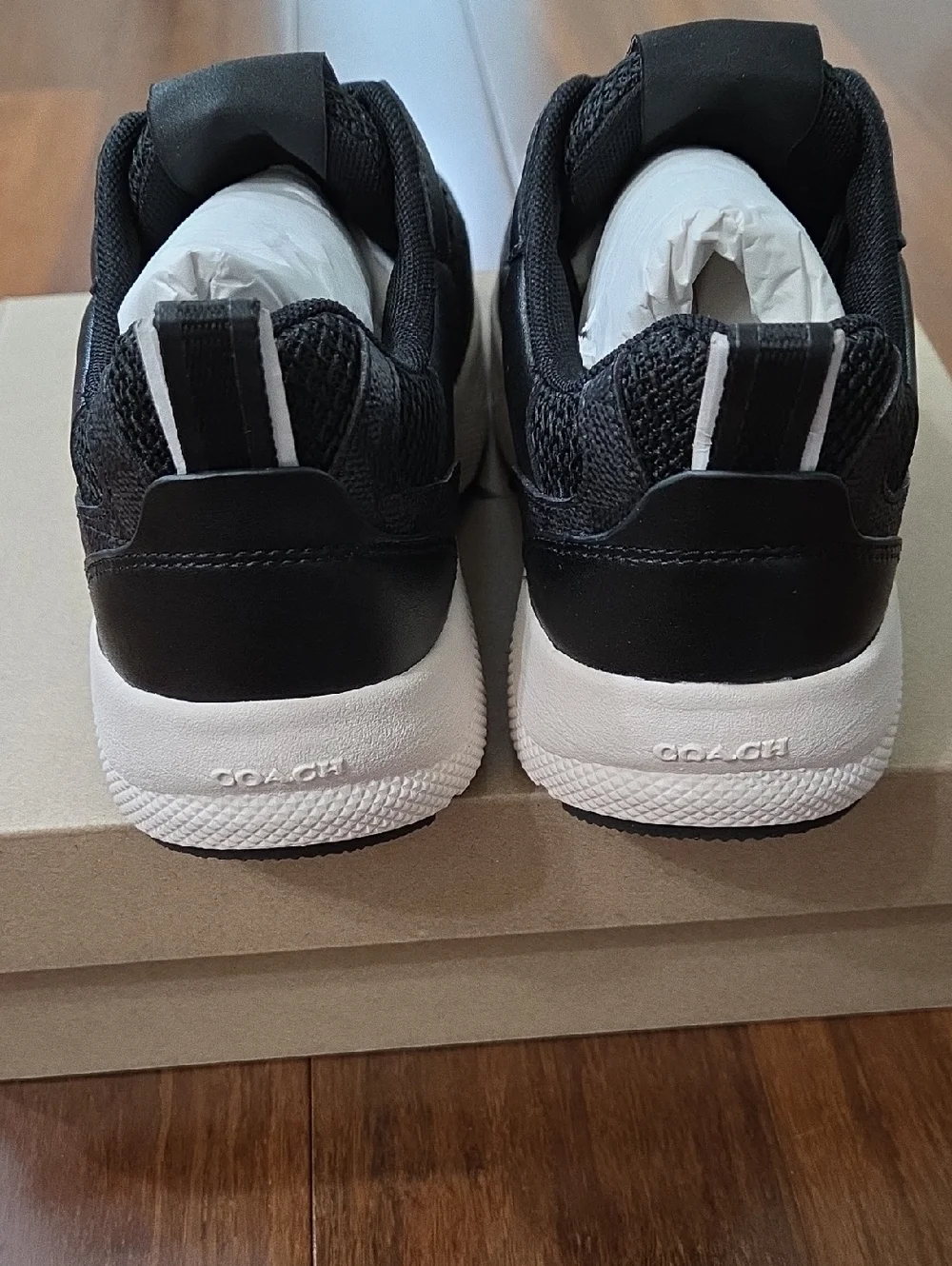 COACH STRIDER SNEAKERS SIGNATURE C BLACK & WHITE STYLE CY250 SIZE 7 NEW